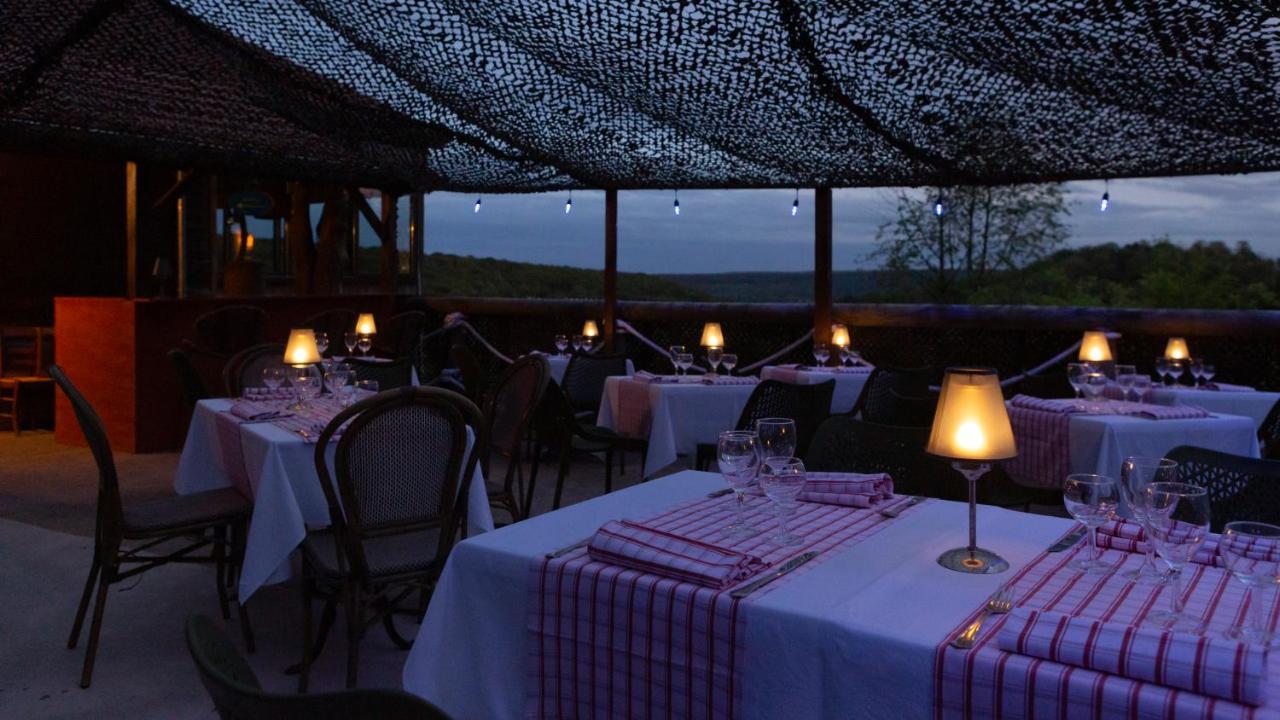 L'Arbre A Cabane Guyonvelle Екстериор снимка