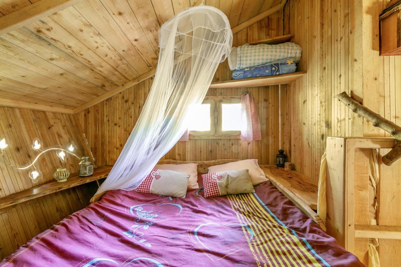 L'Arbre A Cabane Guyonvelle Екстериор снимка