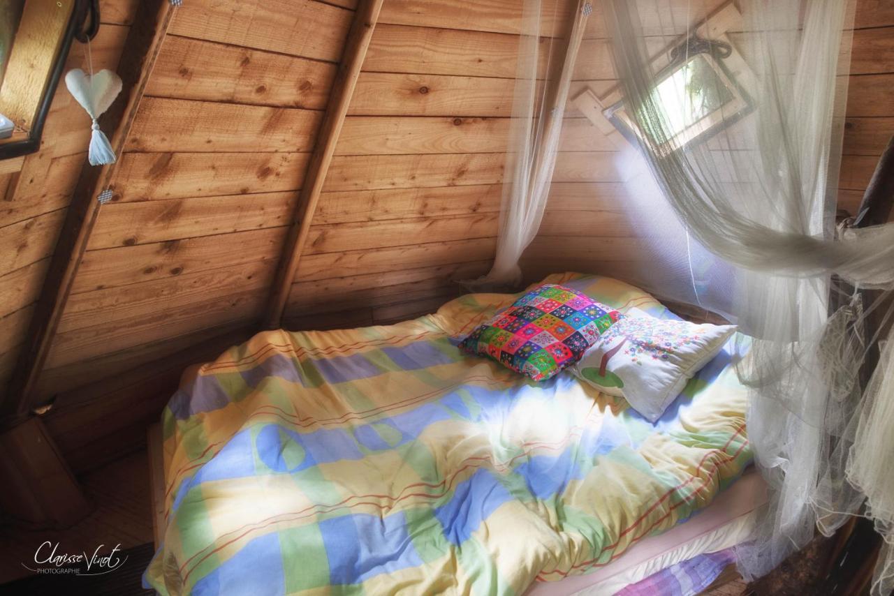 L'Arbre A Cabane Guyonvelle Екстериор снимка